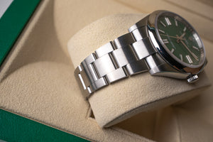 Rolex Oyster Perpetual 41 124300 Green