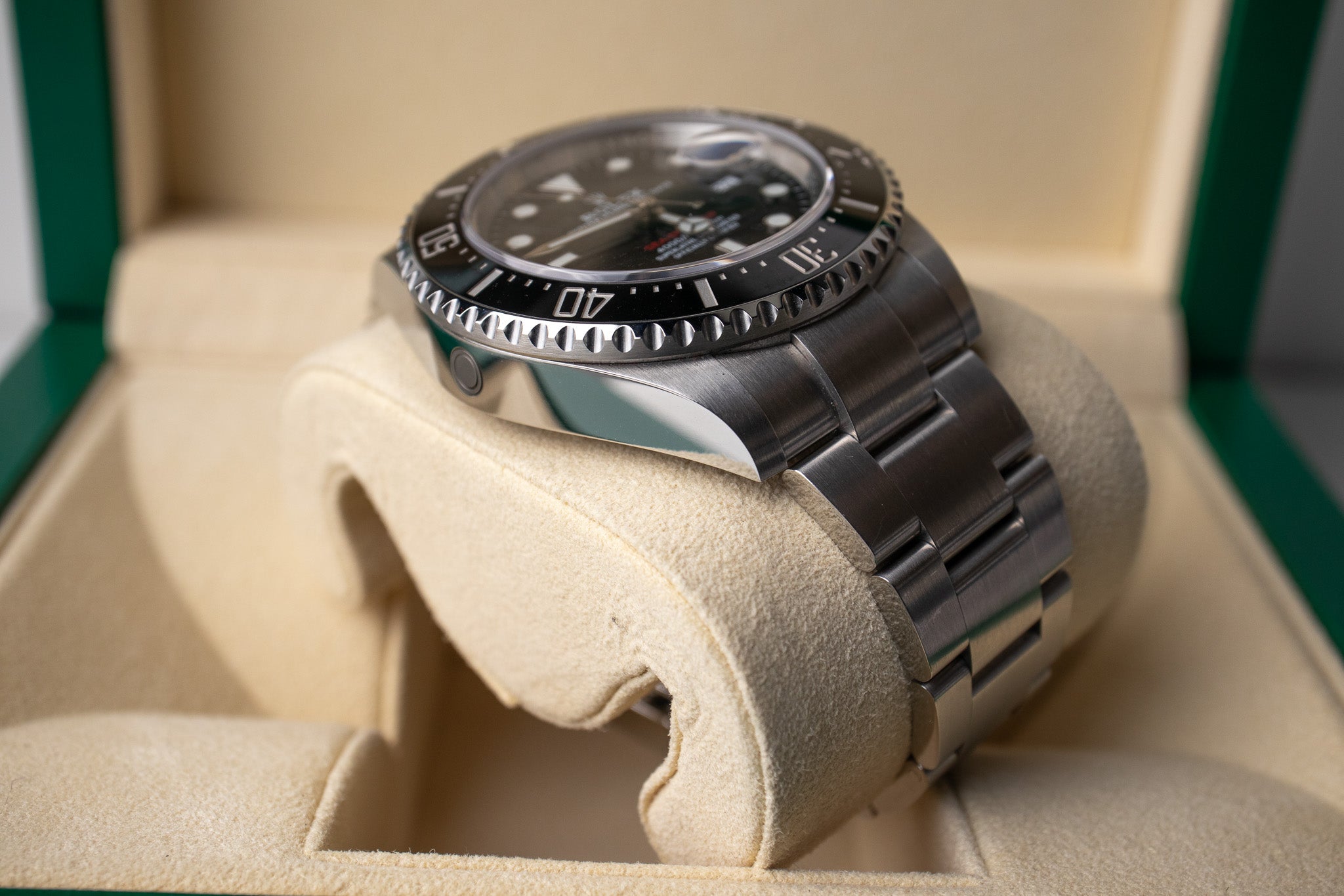 Rolex Sea-Dweller 126600