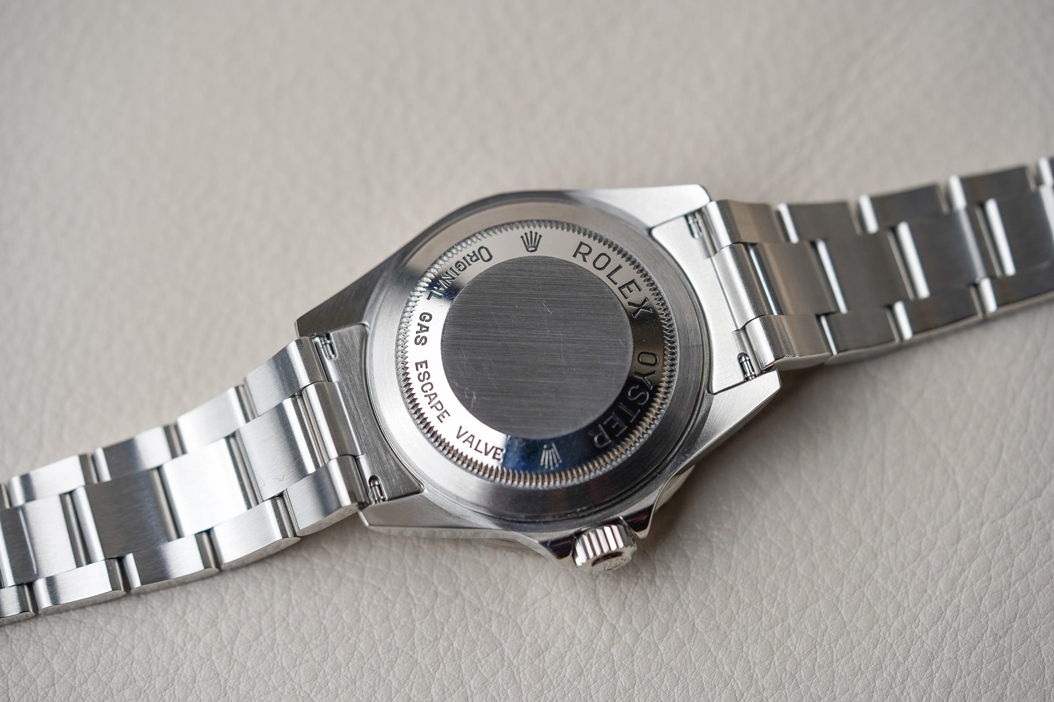 Rolex sea dweller 16600t hotsell
