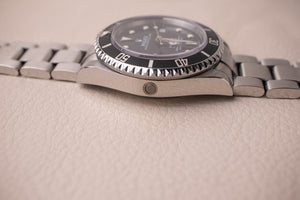 Rolex Sea-Dweller 16600