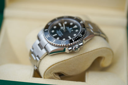 Deposit* Rolex Submariner 114060 'No Date'