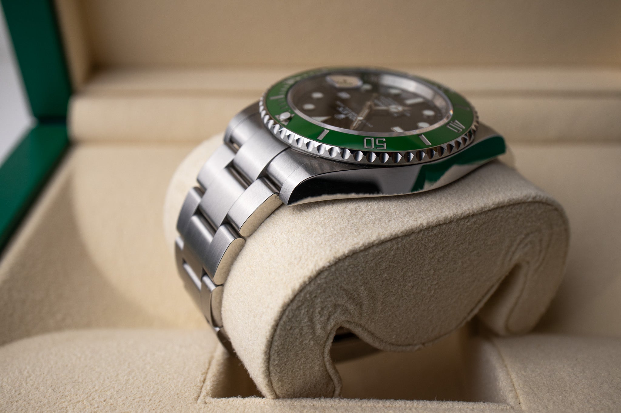 Rolex Submariner Date  126610LV MK2 Green - New Full Set