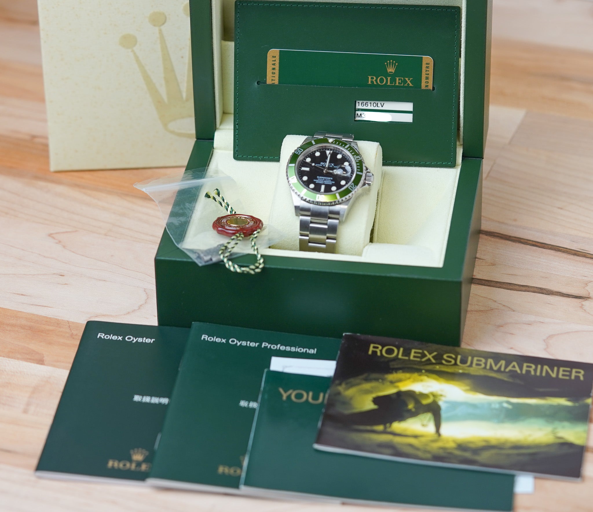 Rolex Submariner 16610LV 'Kermit' Engraved