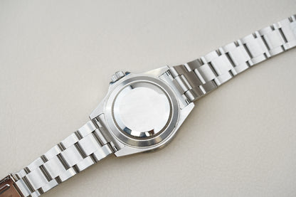 Rolex Submariner 16610T "Engraved"