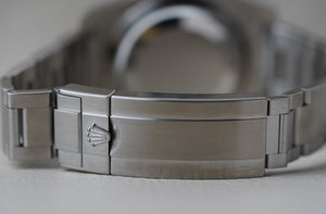 Rolex Submariner ‘Hulk’ 116610LV