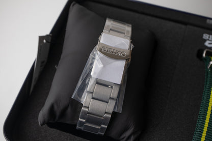 Rowing Blazers X Seiko 5 Purple SRPJ65