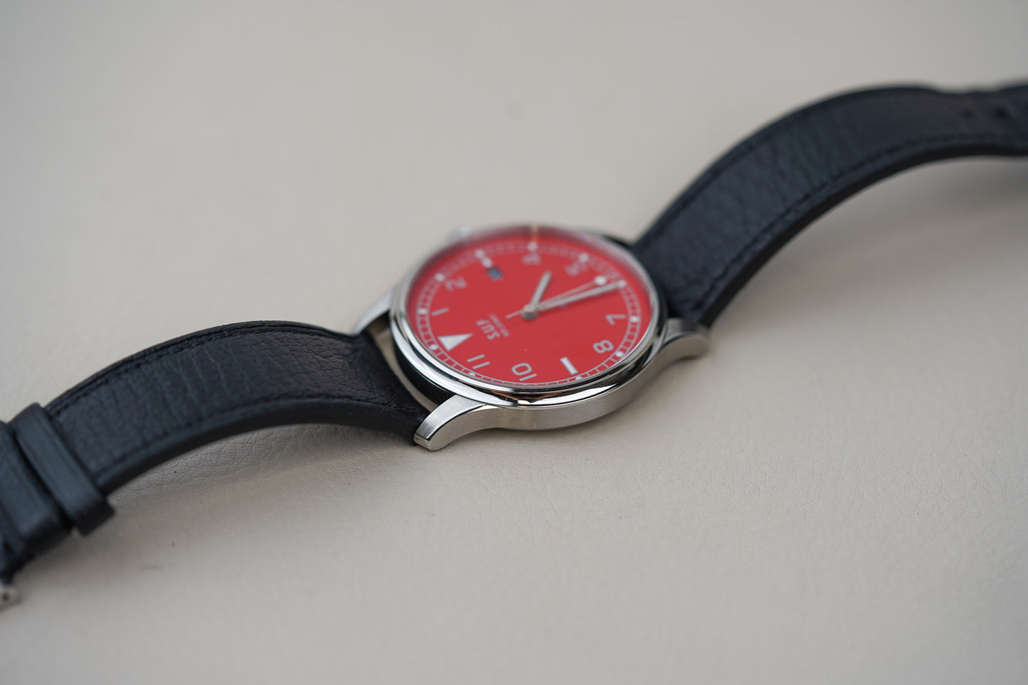 S.U.F Helsinki 180C Red Dial