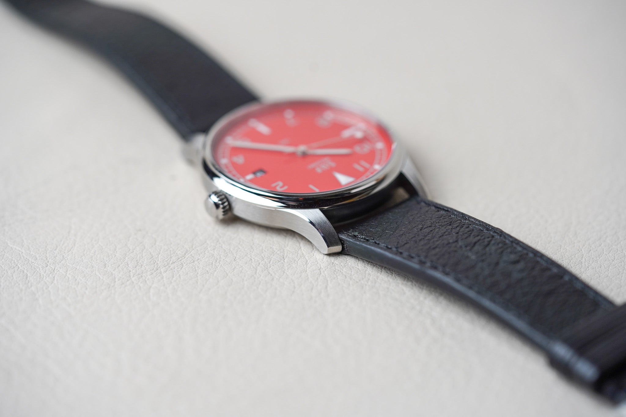 S.U.F Helsinki 180C Red Dial