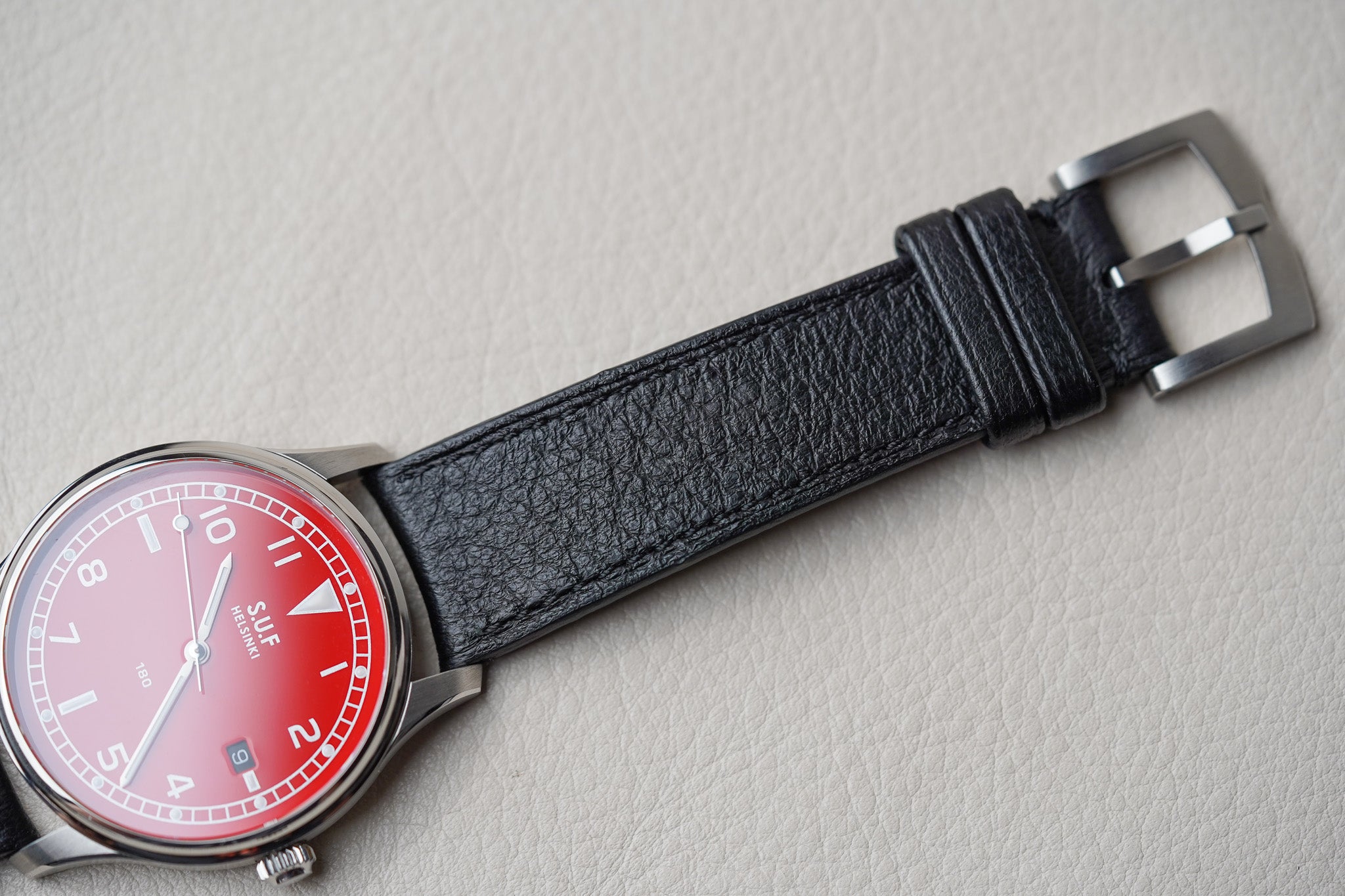 S.U.F Helsinki 180C Red Dial