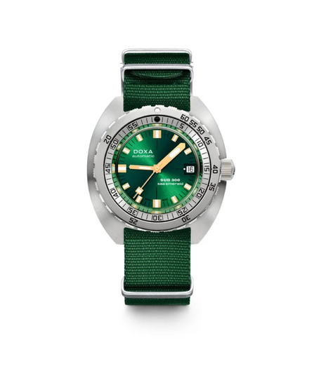 Doxa SUB 300 Sea Emerald 821.10.131.26-N