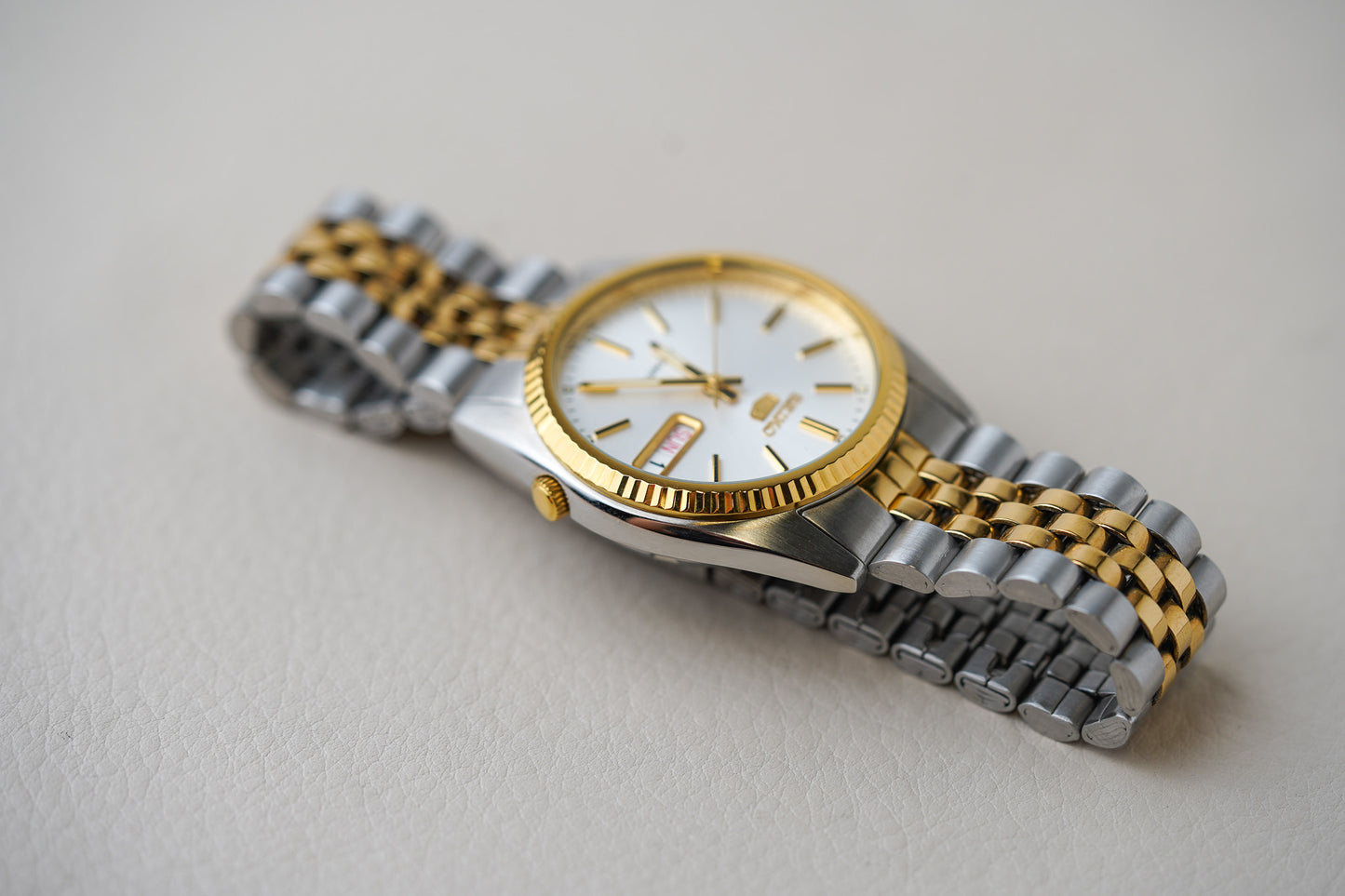 Seiko 5 SNXJ90 'American Pyscho'