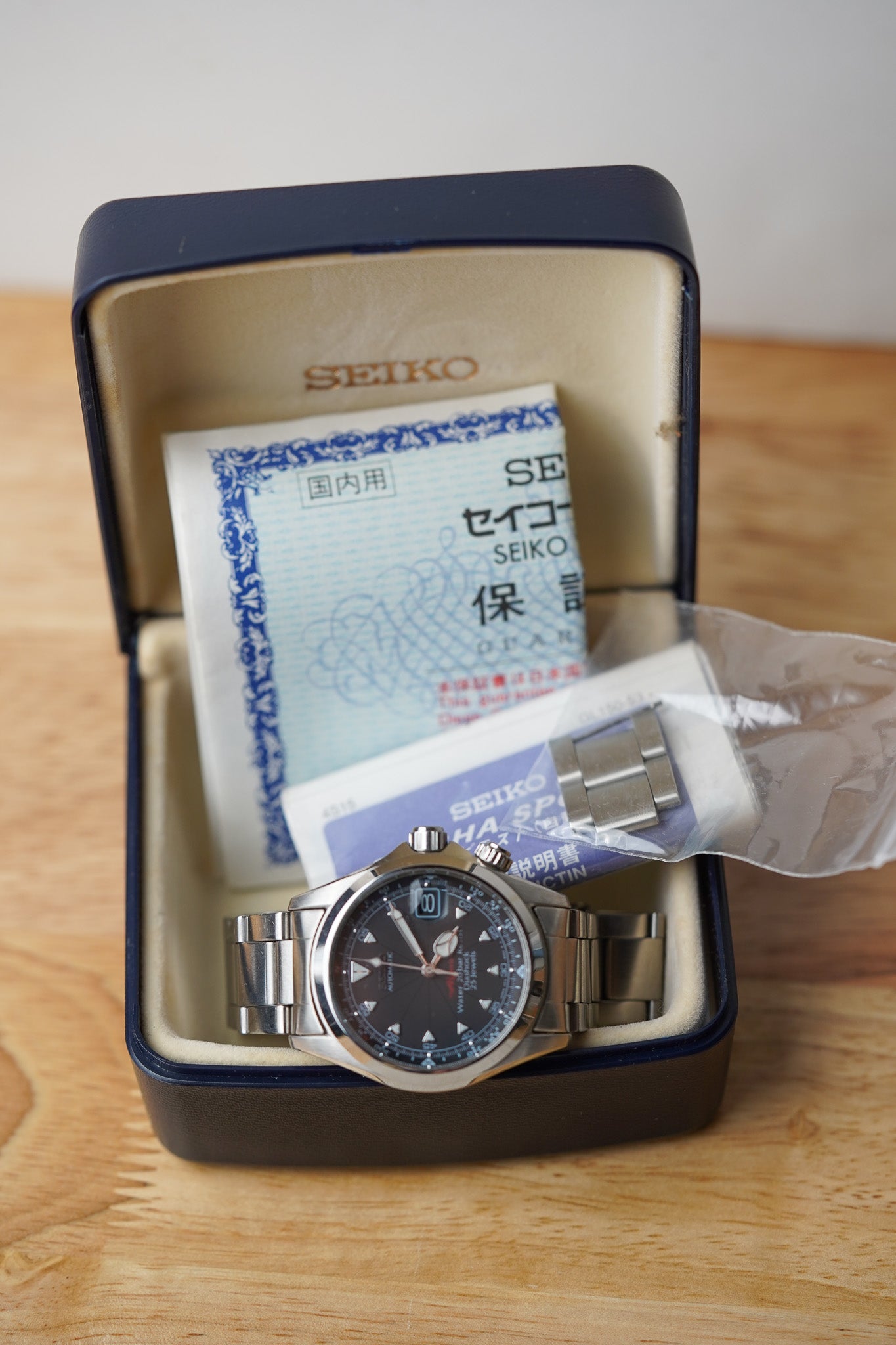 Seiko Alpinist SCVF005 Black 'Red Alpinist' 4S15-6000 – Belmont