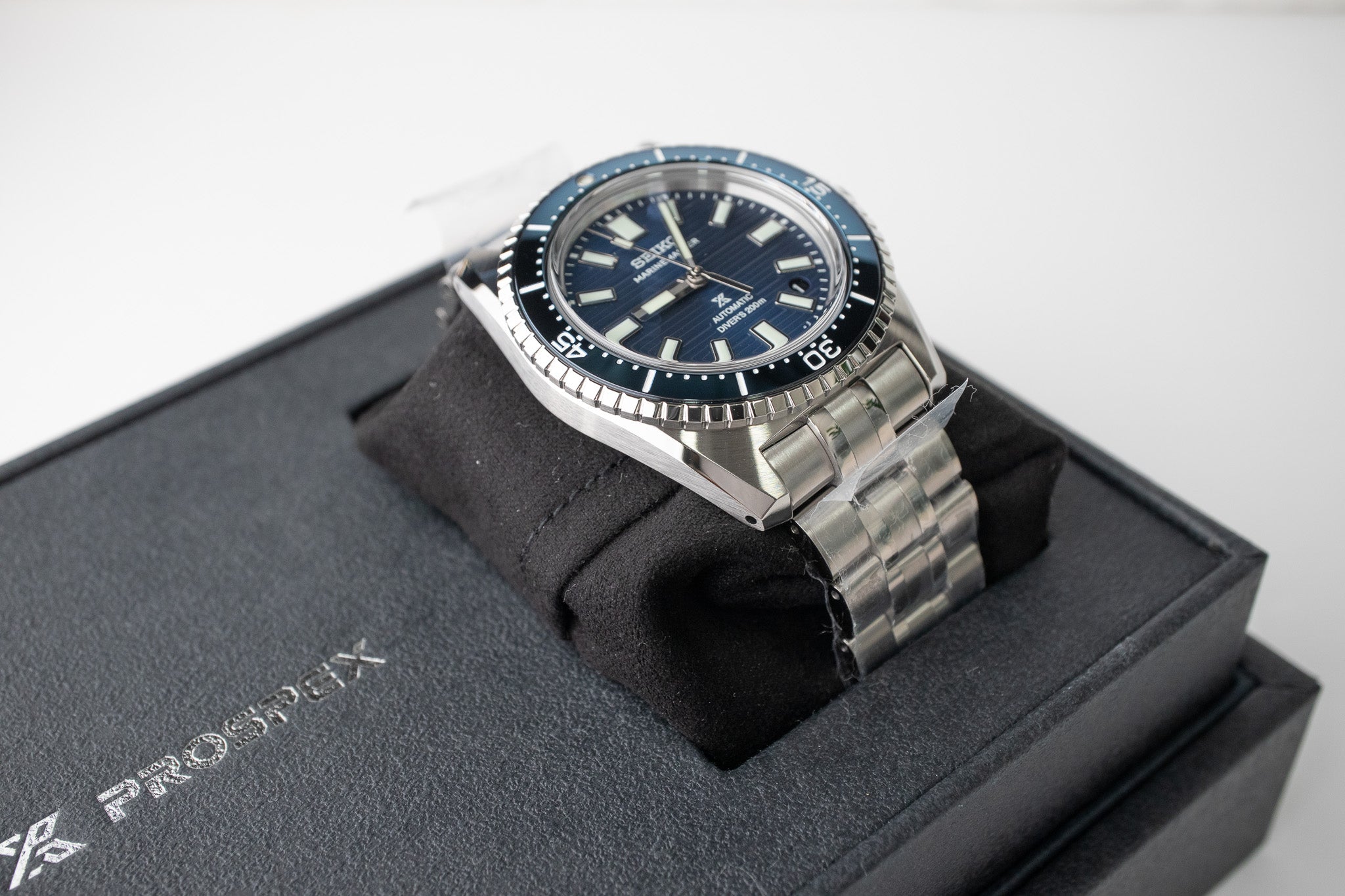 Seiko Marinemaster 200M SJE119