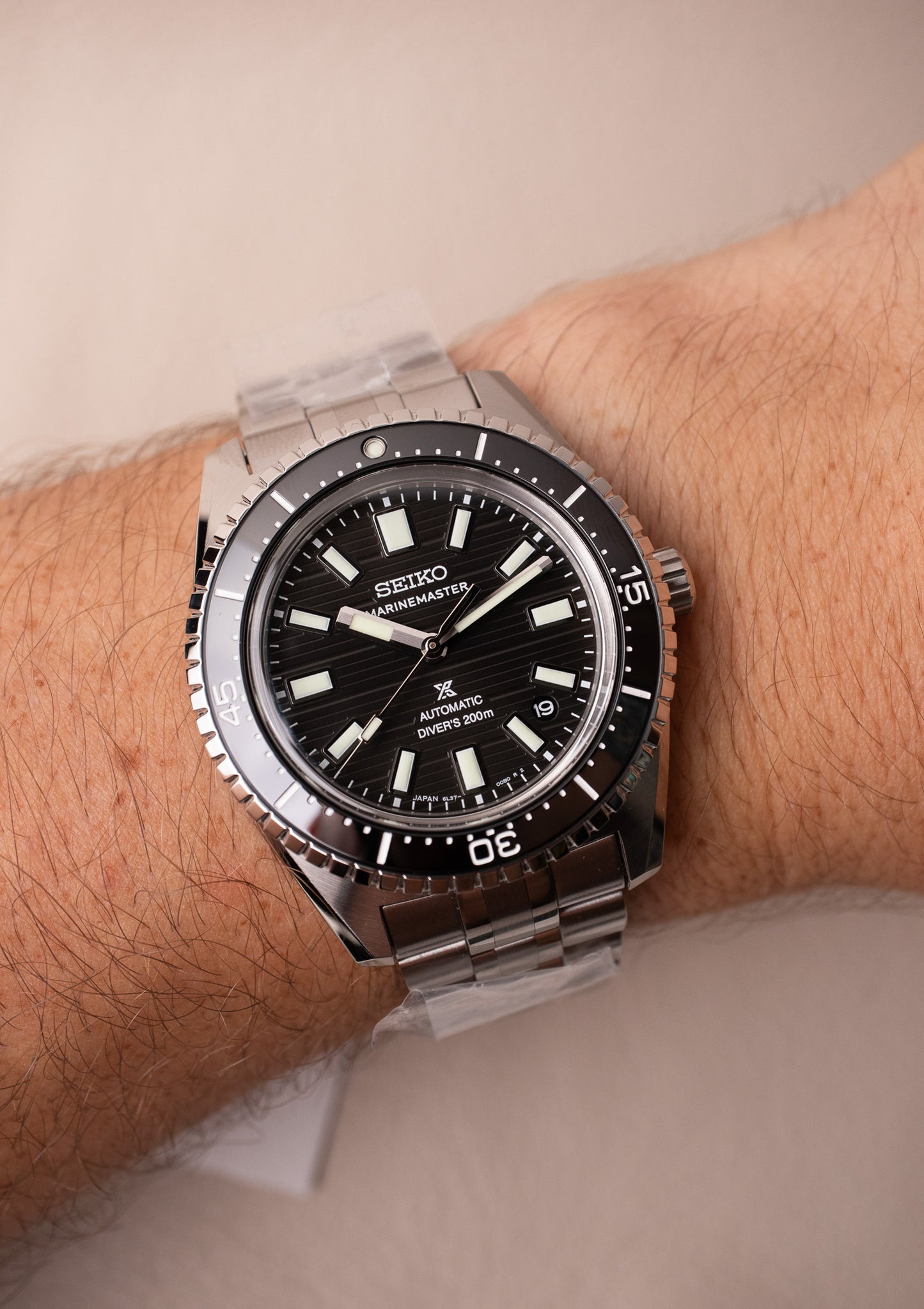 Seiko Marinemaster 200M SJE101