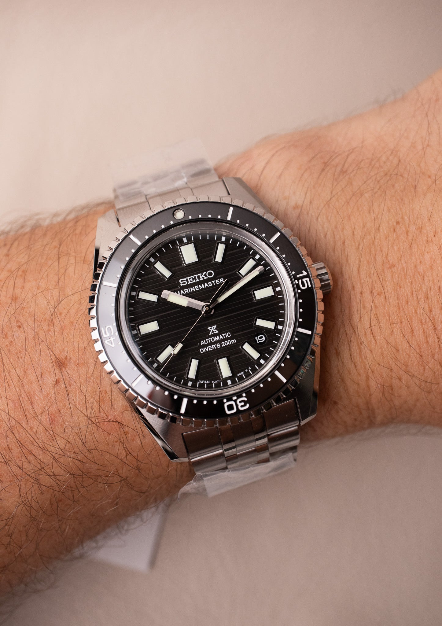 Seiko Marinemaster 200M SJE101