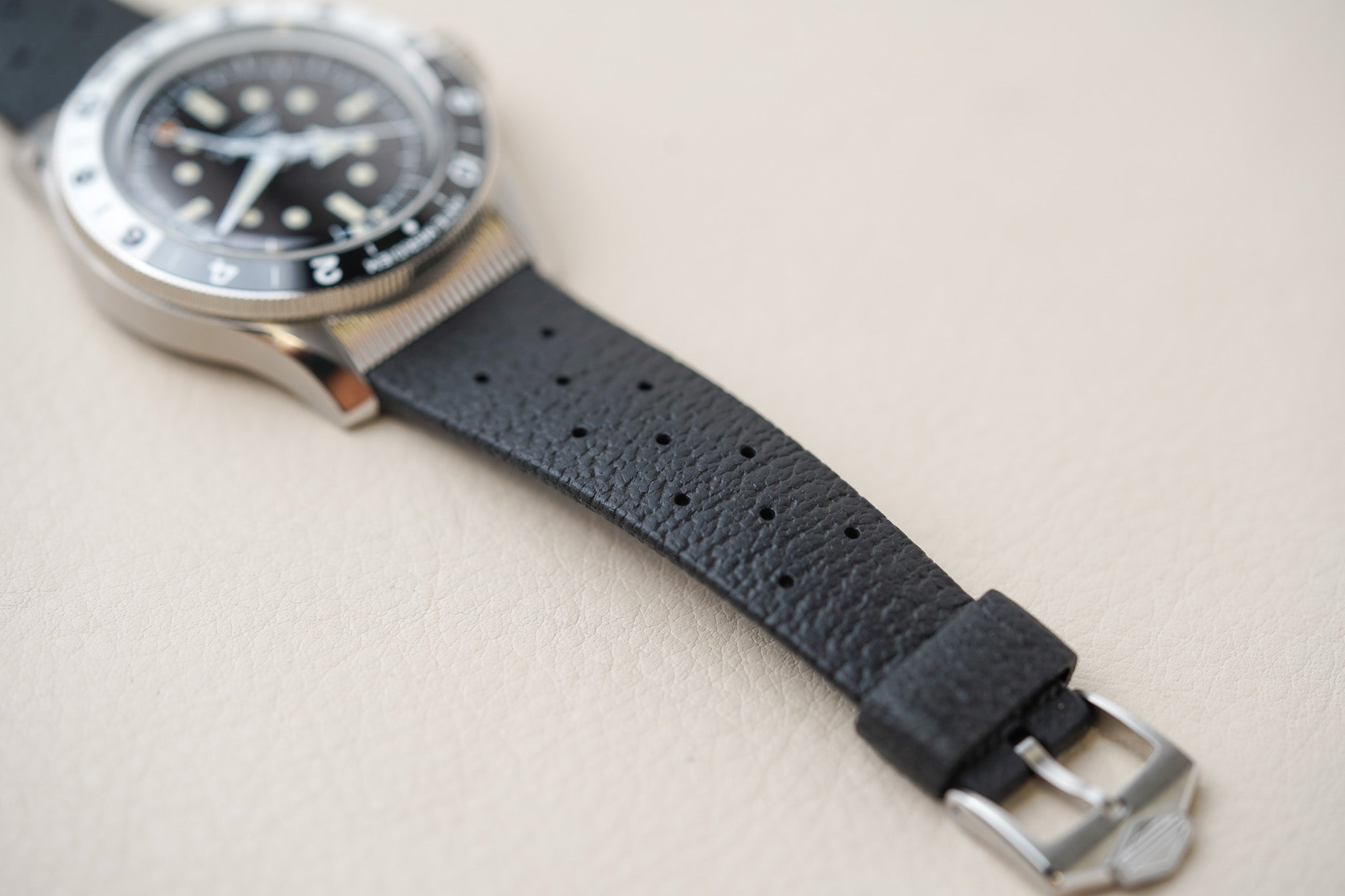 Serica GMT 8315-1 COSC