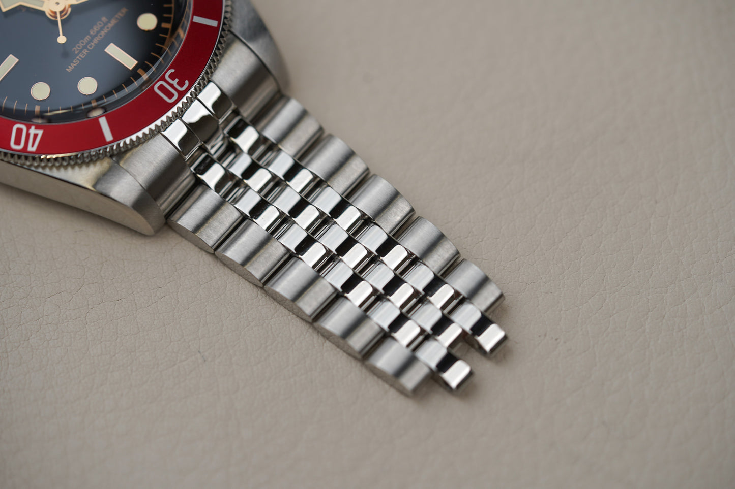 Tudor Black Bay 41 Red 7941A1A0RU