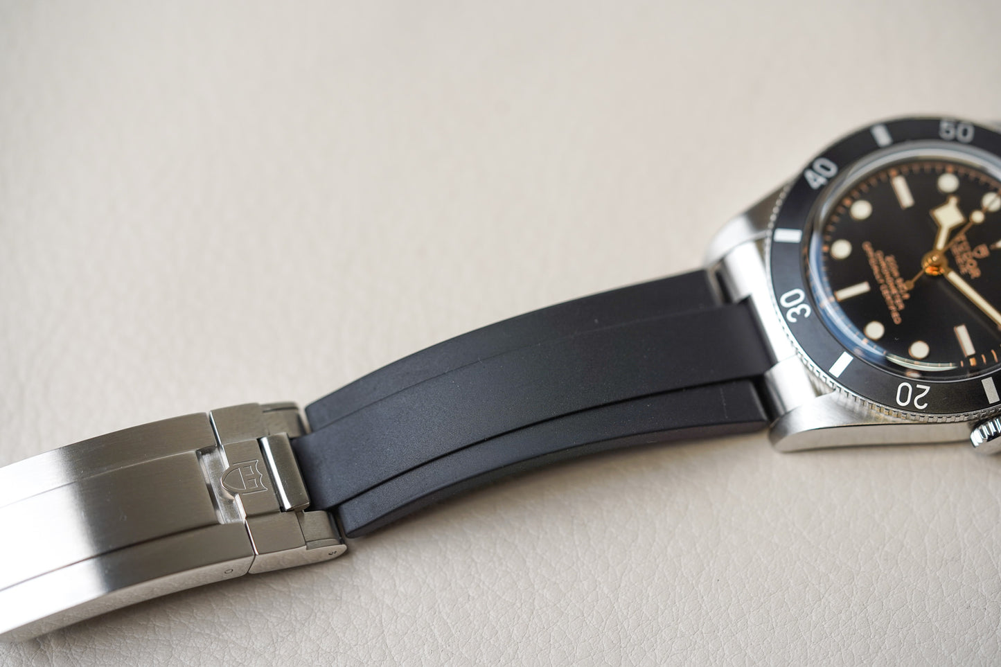 Tudor Black Bay 54 79000N Rubber