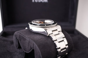 Tudor Black Bay 79230N