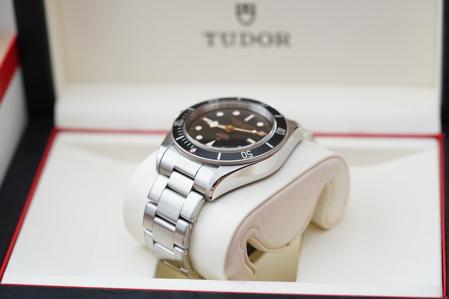 Tudor Black Bay Black 79230N