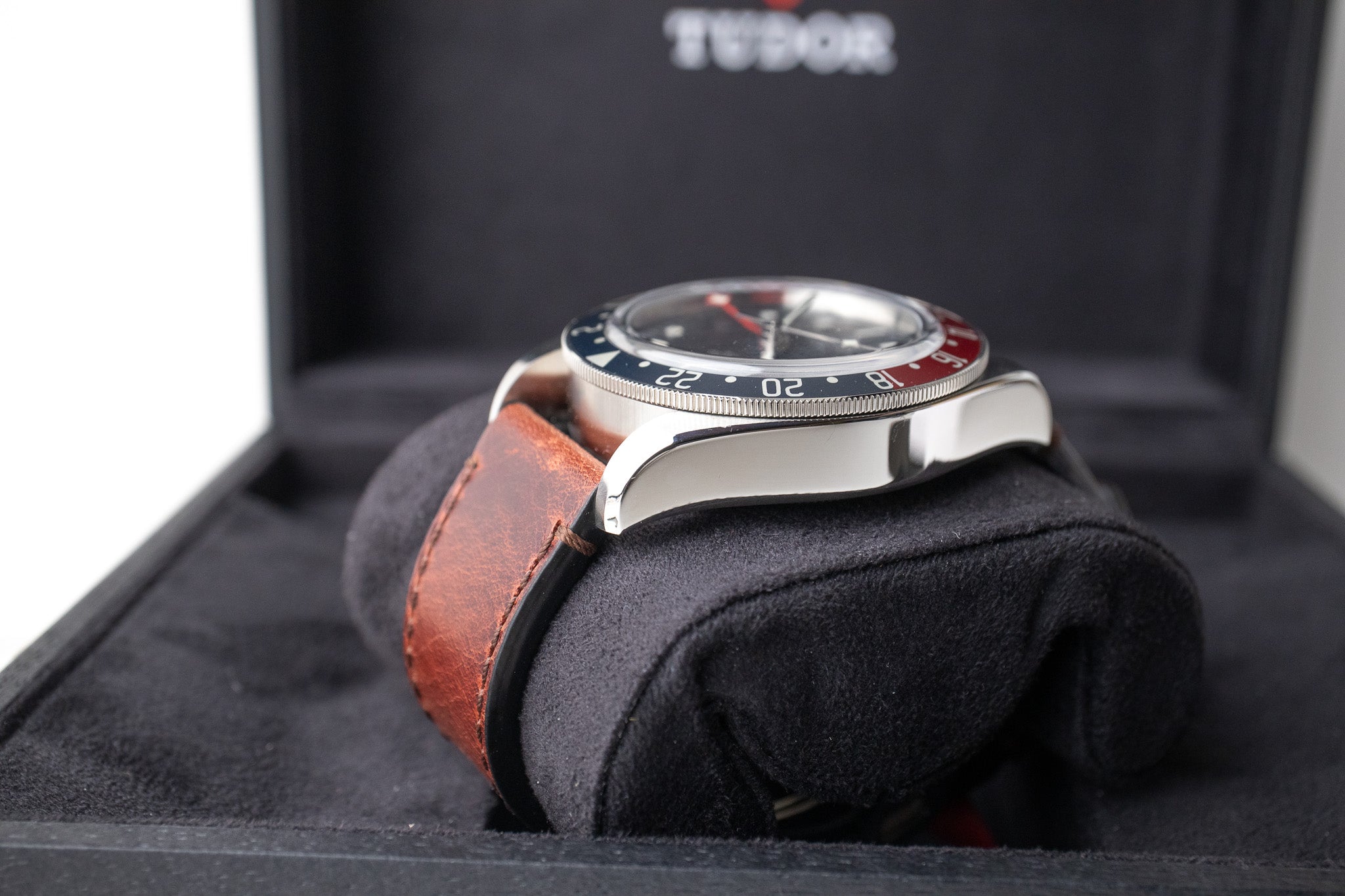 Tudor Black Bay GMT Pepsi reference 79830RB top left side of case and lug