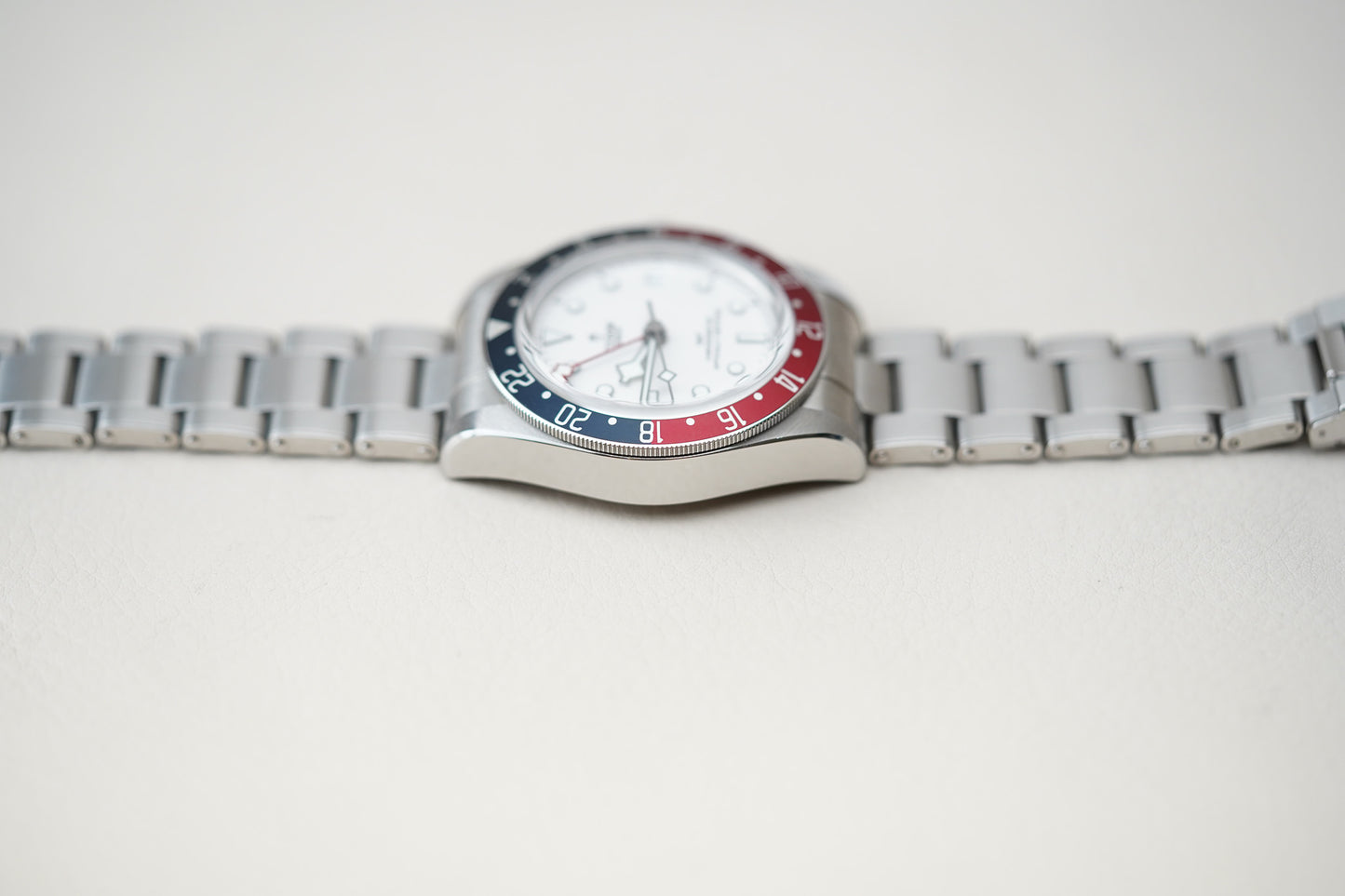 Tudor Black Bay GMT Pepsi Opaline 79830RB