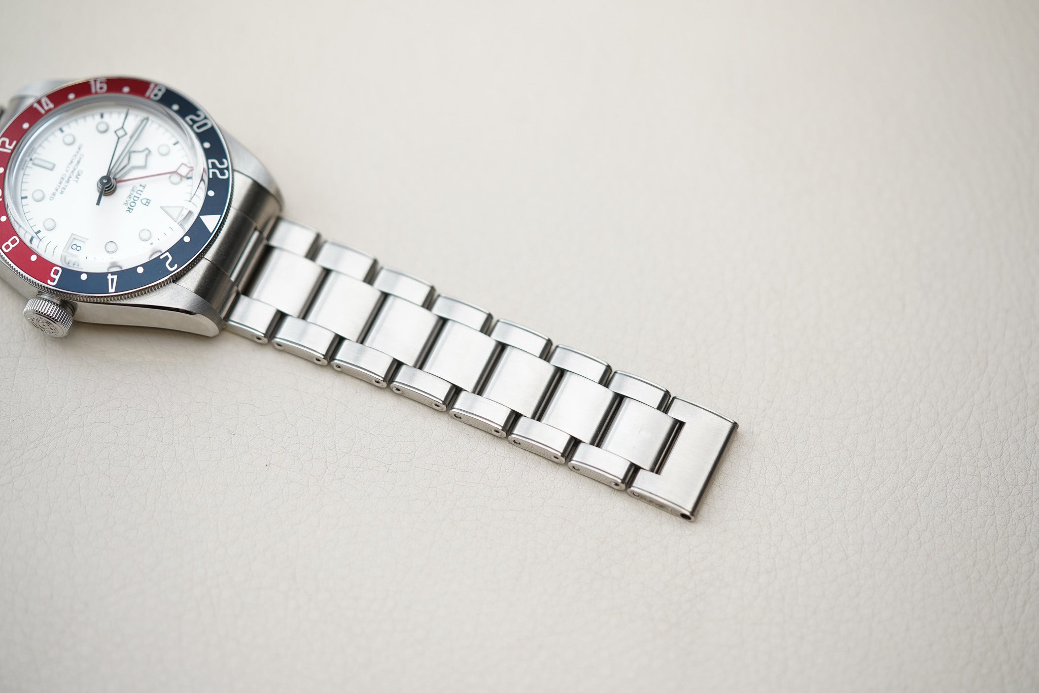 Tudor Black Bay GMT Pepsi Opaline 79830RB