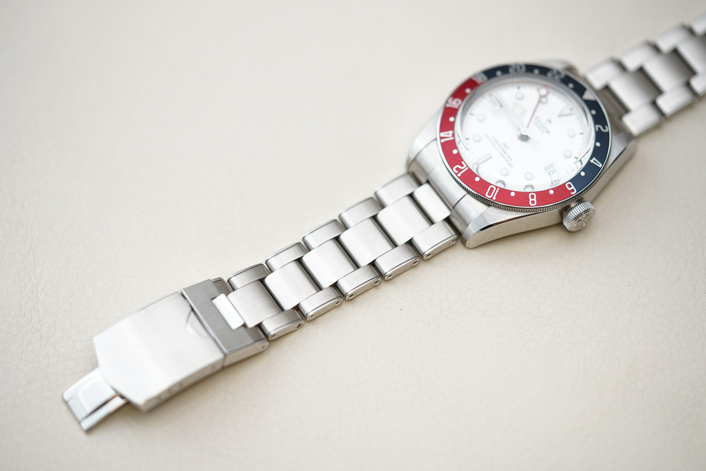 Tudor Black Bay GMT Pepsi Opaline 79830RB