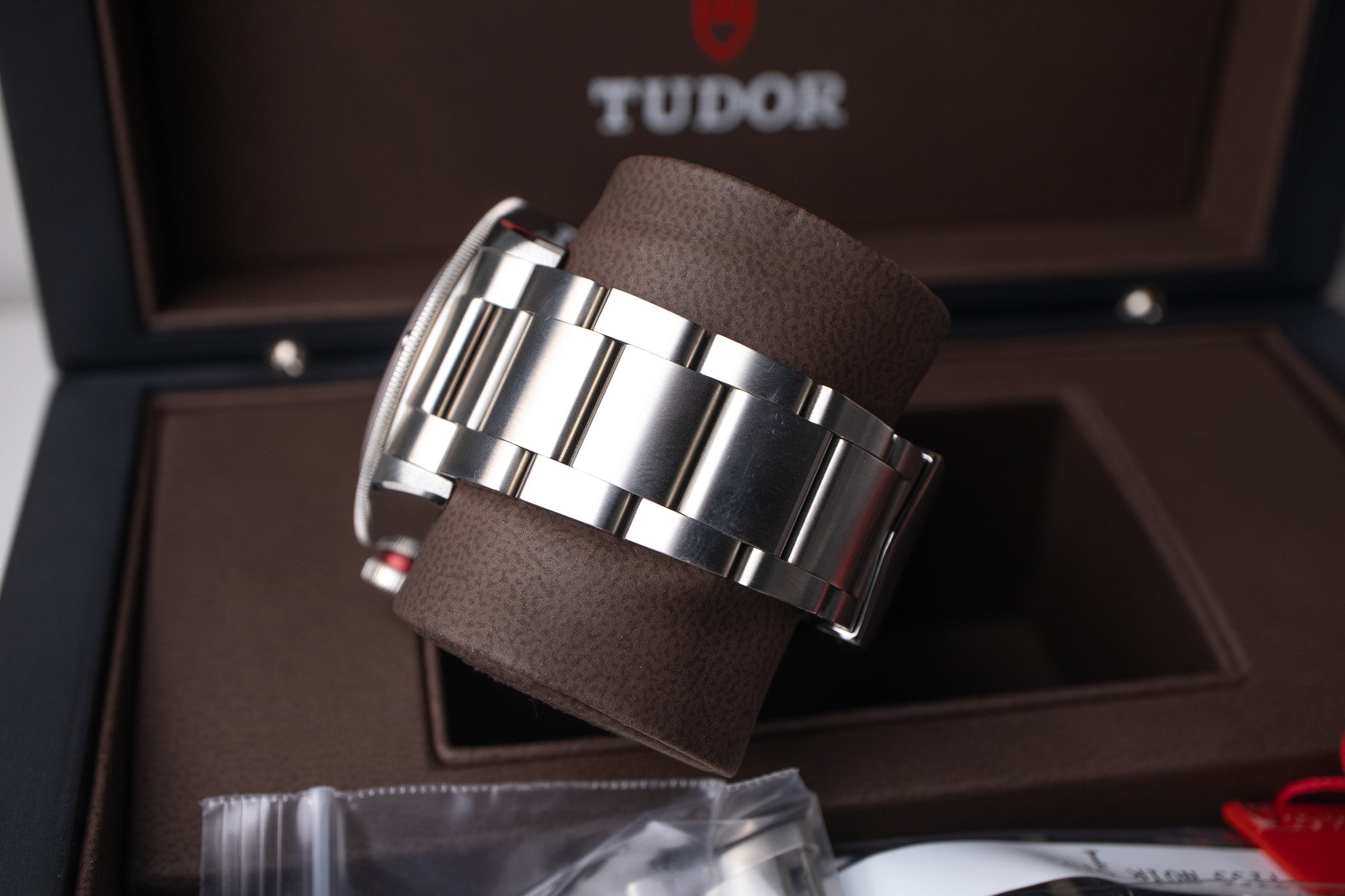 Tudor Black Bay Red 79220R