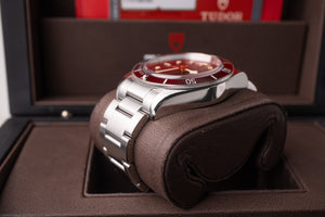 Tudor Black Bay Red 79220R