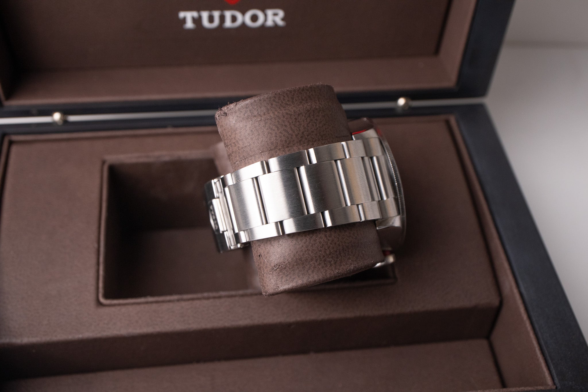 Tudor Black Bay Red 79220R