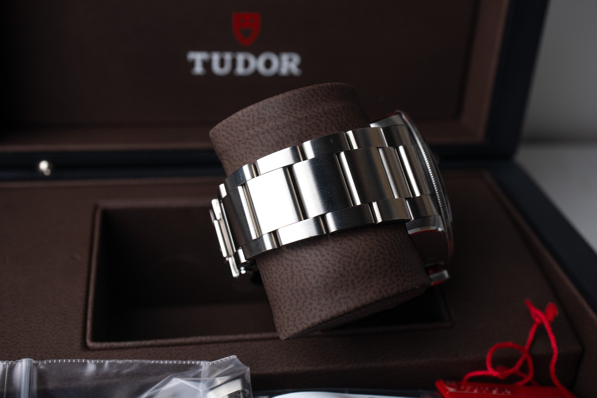 Tudor Black Bay Red 79220R