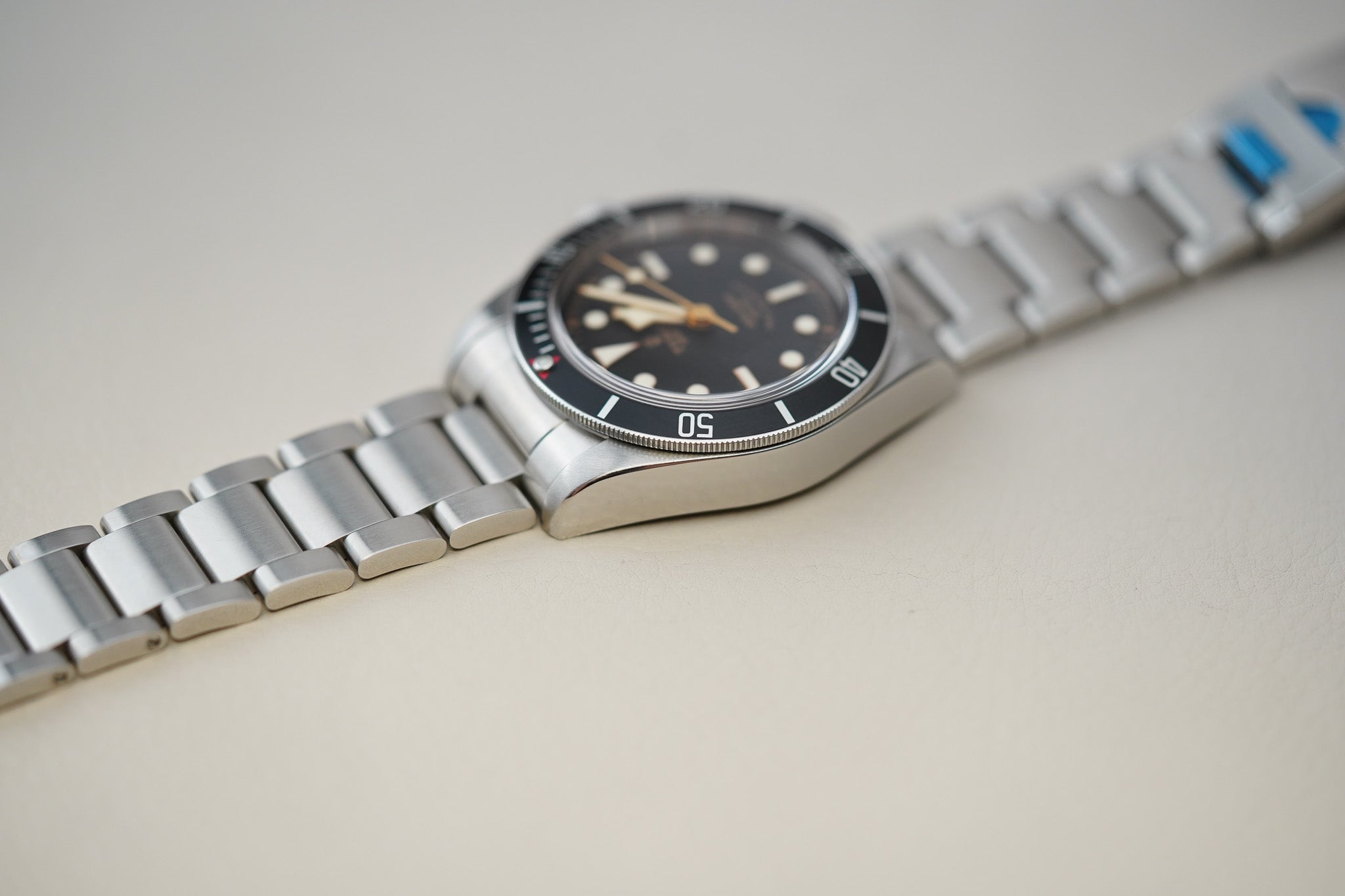 Tudor Heritage Black Bay Black 79220N 'Smiley'