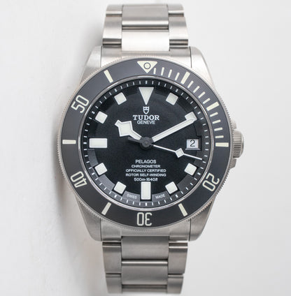 Tudor Pelagos 25600TN