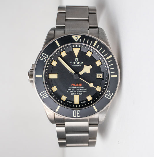 Tudor Pelagos LHD 25610T
