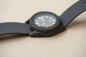 Unimatic x Hodinkee Modello Quattro Carbon U4S-C-H