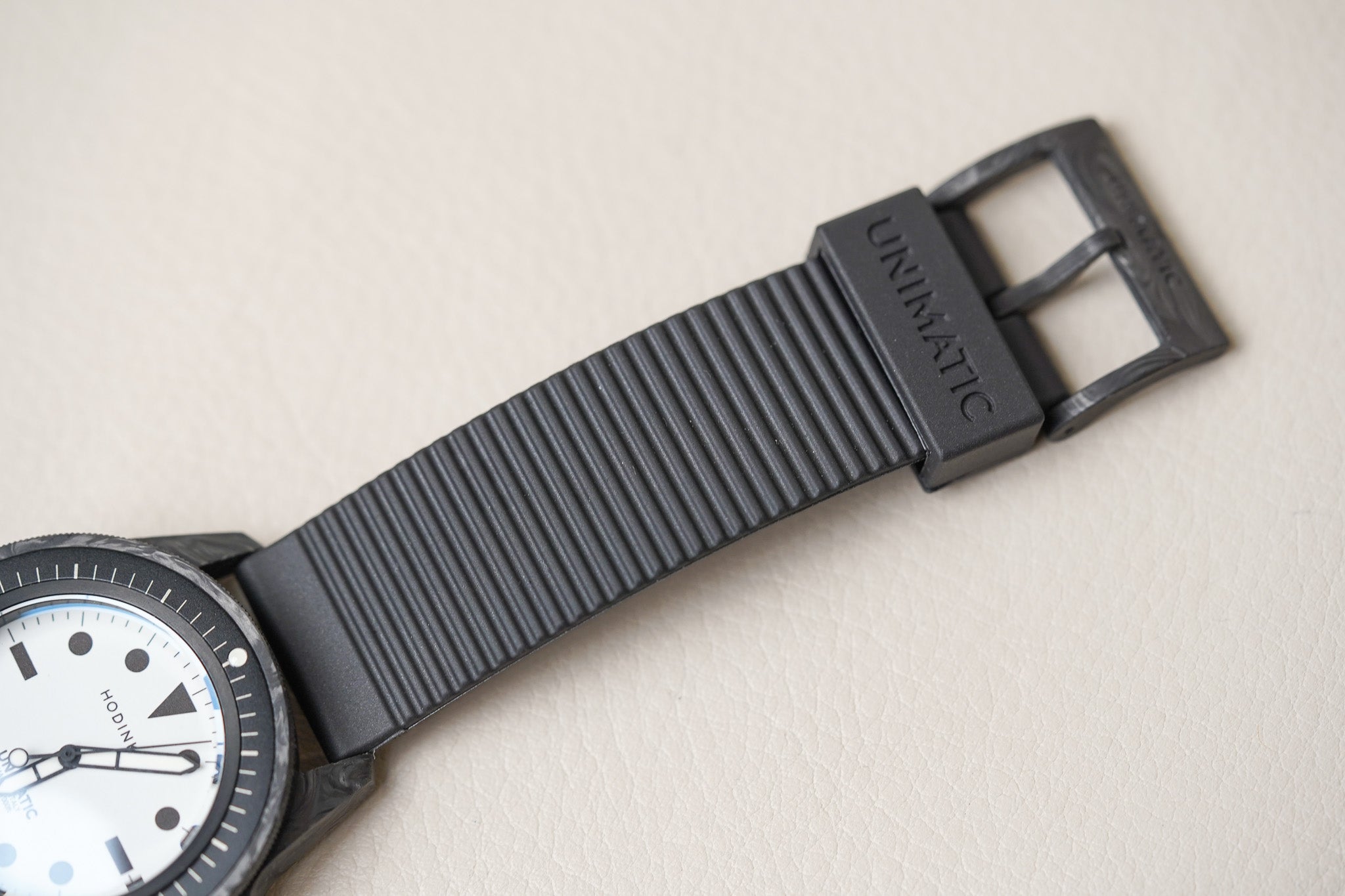 Unimatic x Hodinkee Modello Uno Carbon U1S-C-H