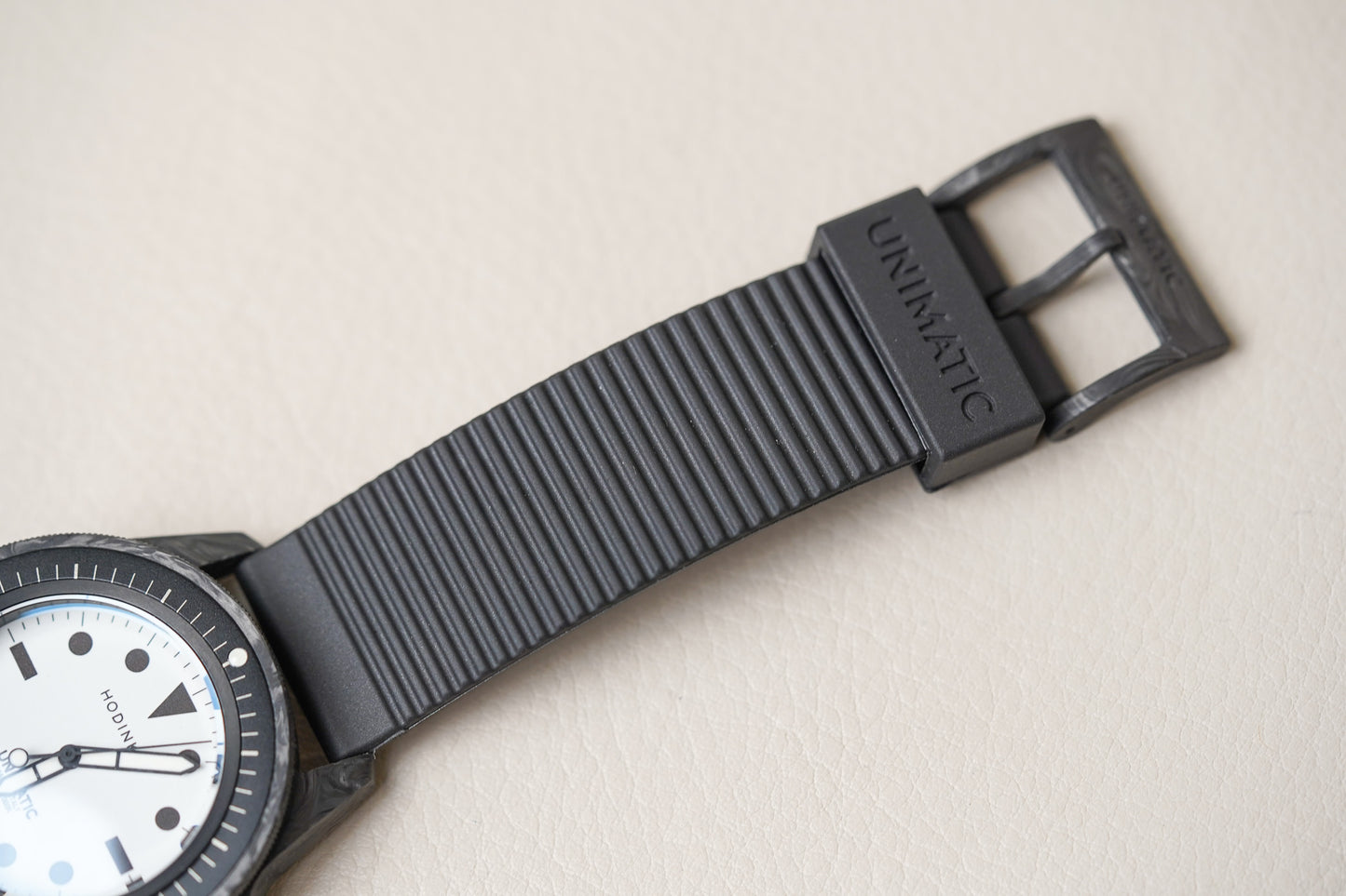 Unimatic x Hodinkee Modello Uno Carbon U1S-C-H