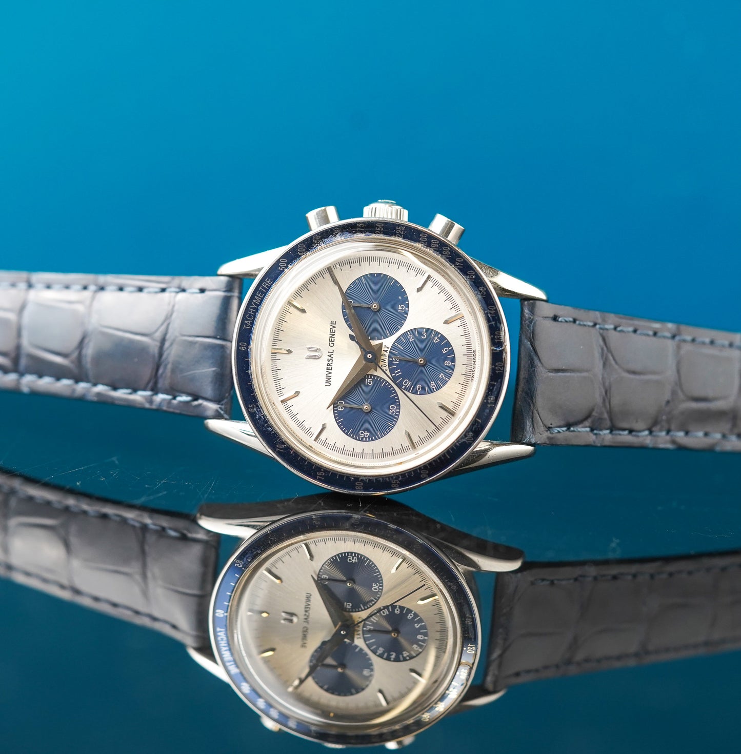 Universal Geneve Blue Compax Ref 884.495 "Baby Nina"