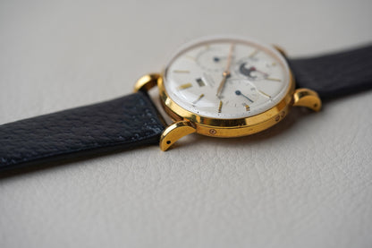 Universal Genève Triple Calendar Moonphase 18k Yellow Gold 11305