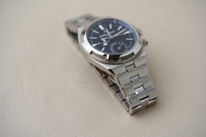 Vacheron Constantin Overseas Dualtime 4900V/110A-B334