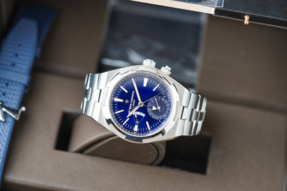 Vacheron Constantin Overseas Dualtime 4900V/110A-B334