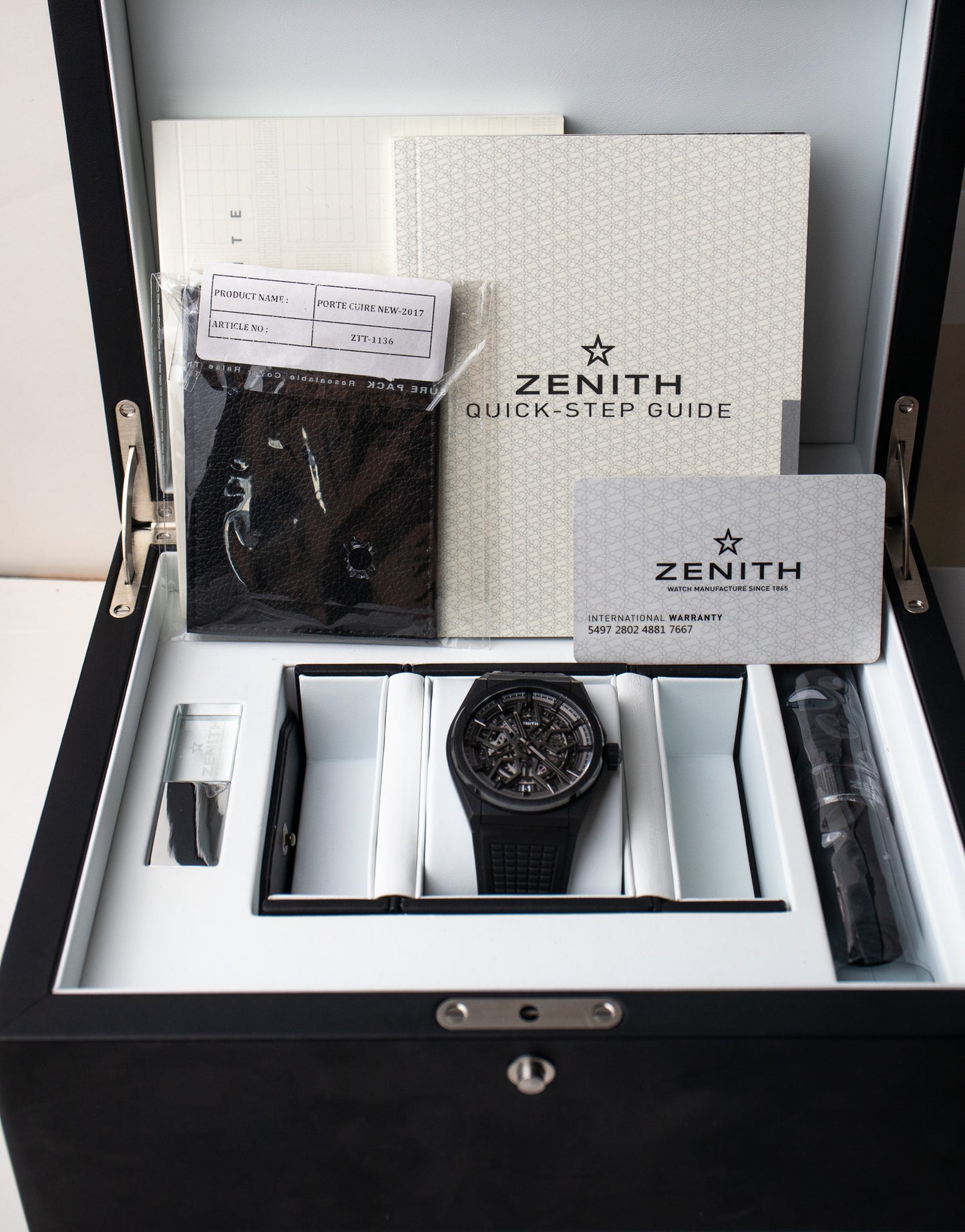 Zenith Defy Black Ceramic 49.9000.670/77.R782