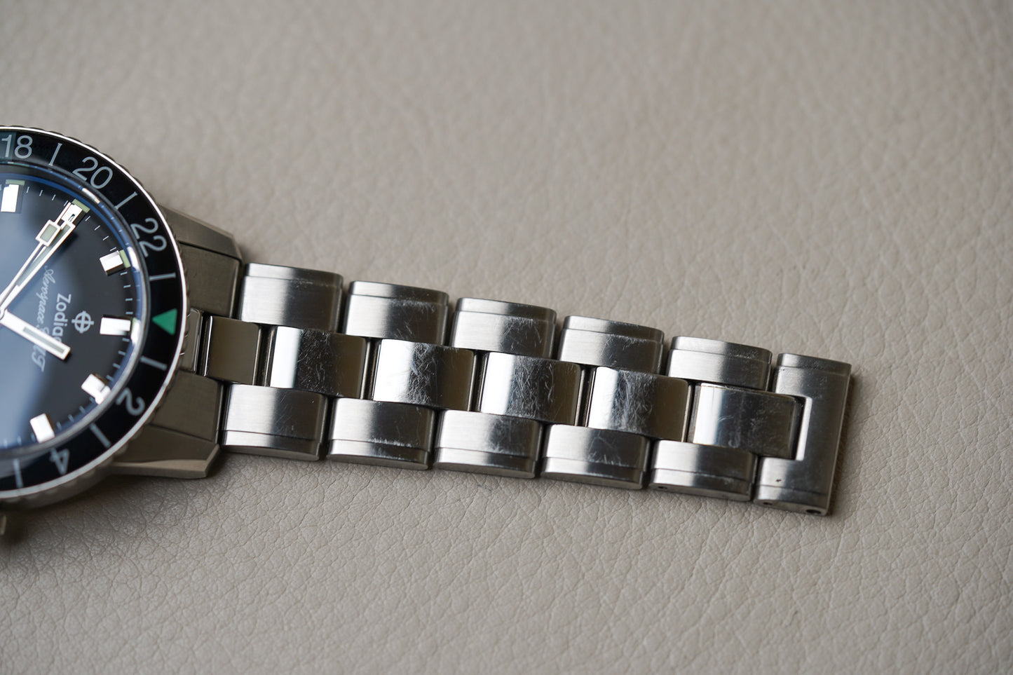 Zodiac x Hodinkee Aerospace GMT Limited Edition ZO9400 – Belmont