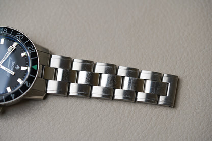 Zodiac x Hodinkee Aerospace GMT Limited Edition ZO9400