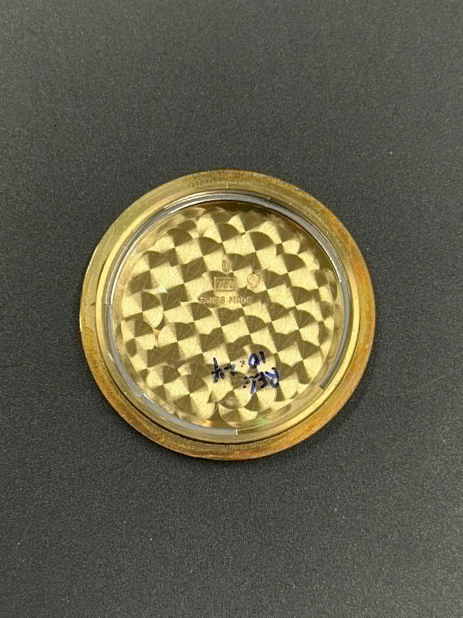 Universal Geneve Compax 18k Yellow Gold 184.440