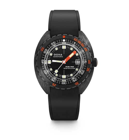 Doxa SUB 300 Carbon Shark Hunter 822.70.101.20