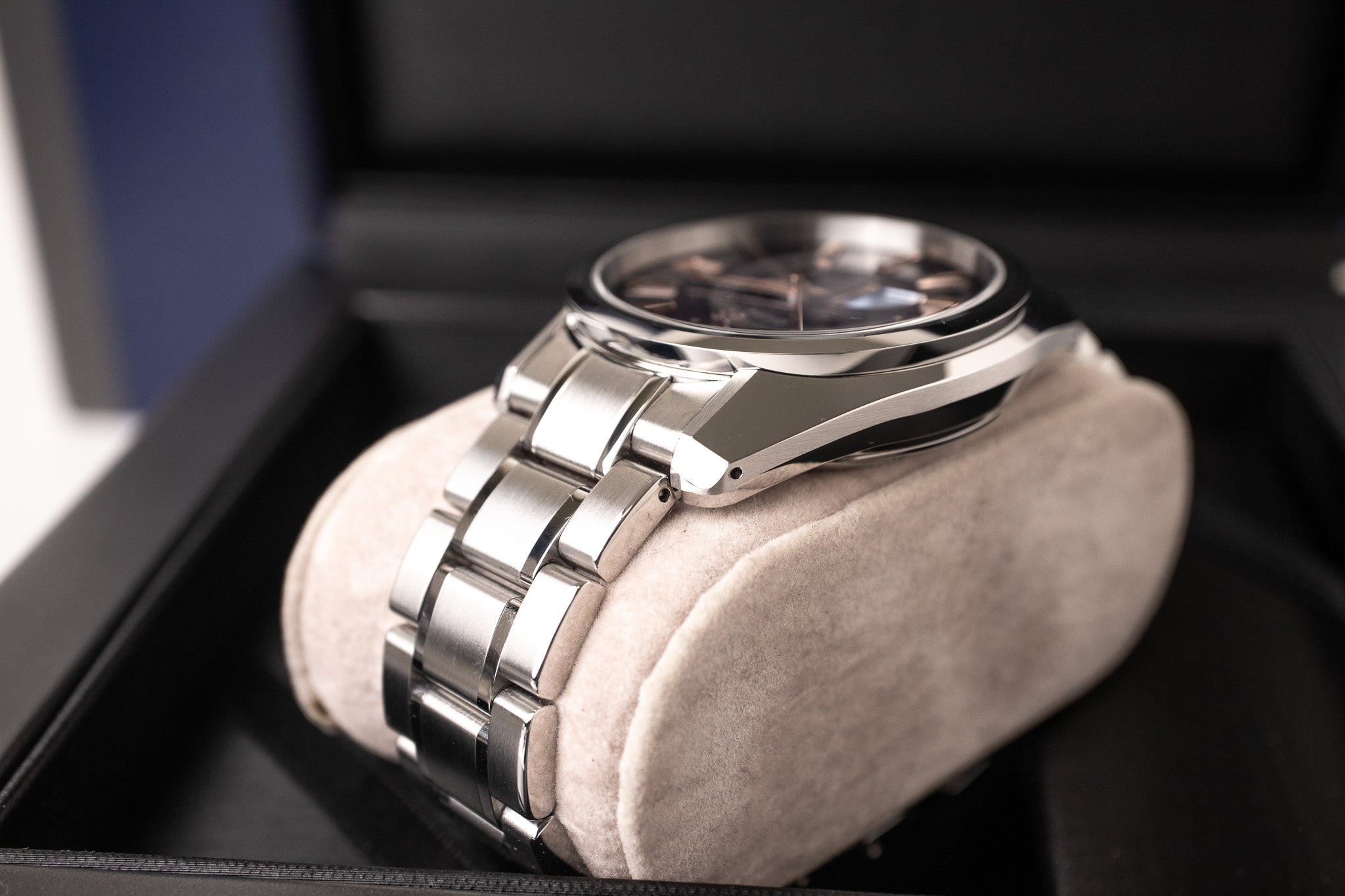 Grand Seiko SBGA447 “Dusk Ginza”