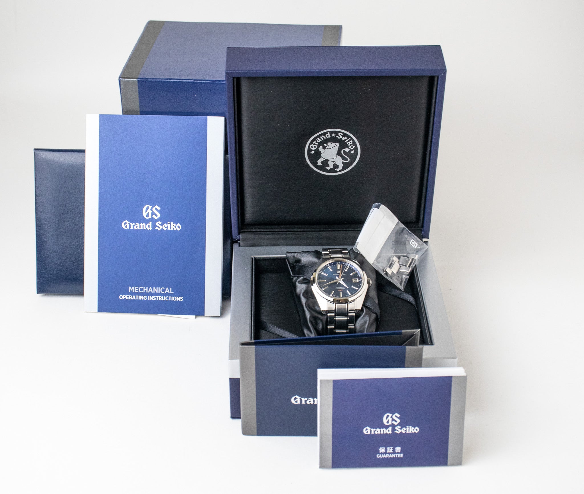 Grand Seiko SBGJ231 'Midnight Iwate