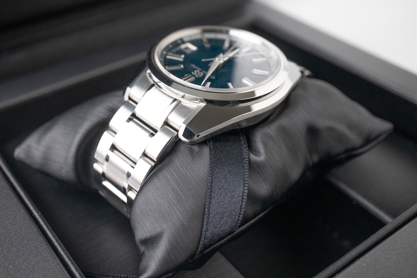 Grand Seiko SBGJ241 'Matrix'